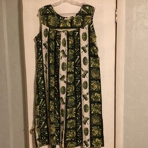 Ui-Maikai Vintage Hawaiian Tiki Mask and Drum Print Sundress Women’s Size Large